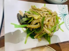 舂青花椒牛肚-云海肴云南菜·蒸汽石锅鱼(龙湖上城店)