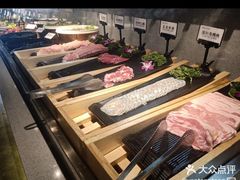自助取餐区-聚盛源蒸汽海鲜火锅烤肉自助(巨川金海岸购物广场店)