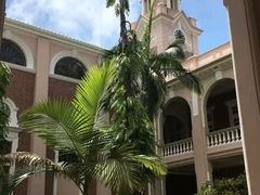 -香港大学