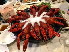 -虾弄弄海派小龙虾·牛羊蝎子火锅