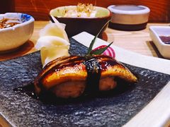 鹅肝寿司-水之惠鲜鱼料理(王府大街店)