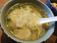 -新梅华·茶点餐厅(欧尚店)
