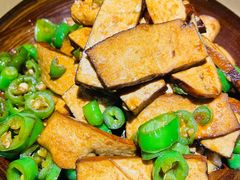 皇帝椒炒香干-吃饭皇帝大(合生汇店)
