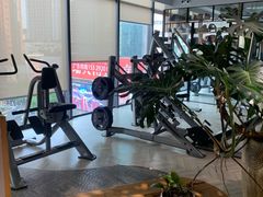-F+轻食健身赋能空间(中华北路国贸商场店)