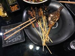 -何师烧烤·香辣蟹·川菜·30年老品牌(太古里旗舰店)