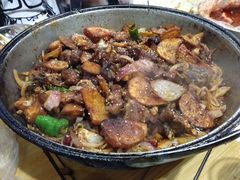 -老钟家烤羊排·敦伊阁清真餐厅胡羊焖饼