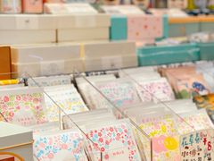 -猫的天空之城概念书店(印象城购物中心店)