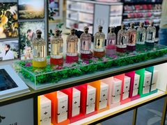 -日上免税店