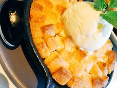 -港丽餐厅(高德置地店)