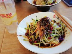 -关陇秦脉凉皮·油泼面(工农路圆融广场店)