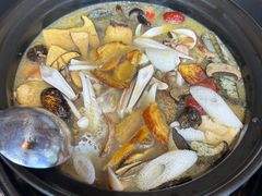 -野菌皇海景野生菌火锅(滨海大道店)
