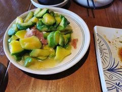 -云海肴·汽锅鸡·云南菜(天山百盛优客店)