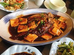-京城小江南·土菜馆·蒸白鱼(东四十条店)
