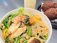-W COLLECTIVE  DESSERT SHOP