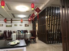 大堂-鑫悦楼煎蟹·16年海鲜大排档