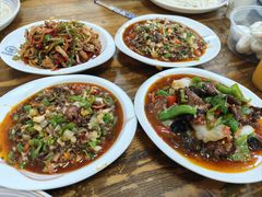 -歹歹的加个面过油肉拌面