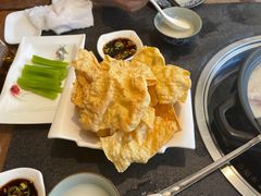 -大匠工房古船木艺术餐厅·猪肚鸡专门店(长白仙岛店)