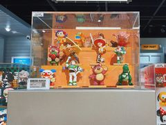 -泡泡玛特POPMART(龙湖亦庄天街店)