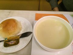 -绿茵阁(体育西分店)