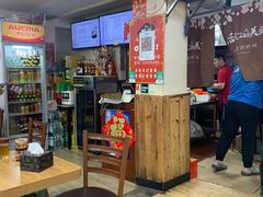 -天瑞福云南过桥米线(十里河店)