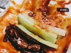 -三人行骨头王火锅(长寿店)