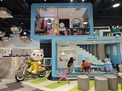 -MINI MARS KIDS CLUB亲子家庭中心(长宁天山店)