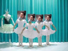 -Isee灰姑娘国际儿童艺术中心(证大·大拇指广场店)