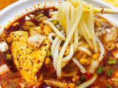 -覃肥叔桂林米粉(粮道街店)