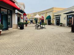 -COACH蔻驰(百联奥特莱斯广场店)