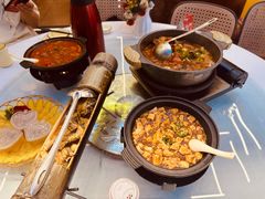 -刘姐啤酒鱼民族演艺餐厅(西街总店)