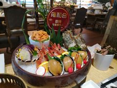 -雍和会海鲜姿造自助(湖东路店)