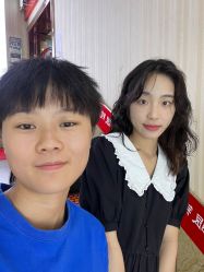 -诗悦发型SALON·圣罗兰店