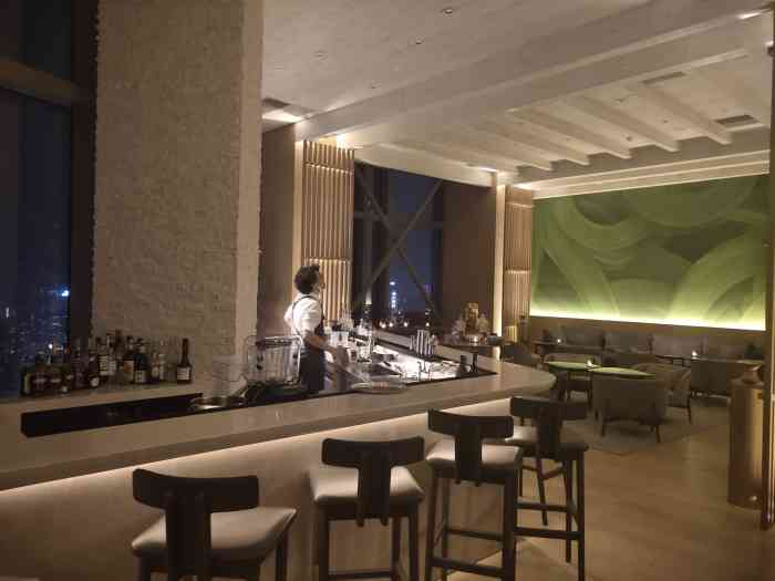 深圳柏悦酒店·皓堂酒吧-"[薄荷]环境:柏悦酒店的设计别具一格,.