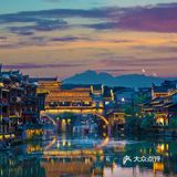 国庆自驾游｜凤凰古城，烟雨湘南的赠礼🌸