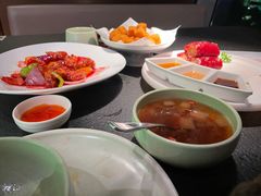 -蝴蝶里·粤菜·点心(滨江龙湖店)