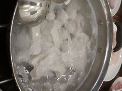 -正能量脆肉鲩火锅