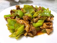 尖椒肥肠-王鹏家常菜馆