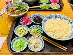 老北京炸酱面-门框胡同百年卤煮(新街口店)