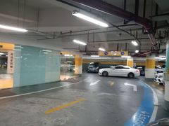 -日月光中心-停车场