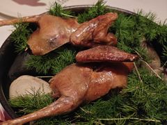 -弦月窗LUNETTE BY AMANDA(复兴路店)