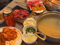 -黑金·寻焰自助百汇·烤肉·火锅(中街店)