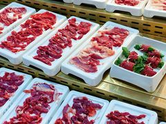 -来龍儿鲜切牛肉自助老火锅