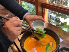 -银米·云南传统过桥米线(双廊黑金冠店)