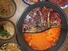 -萍姐火锅·公路夜市(武汉首店)