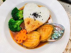 -阿姨来了月嫂服务中心(徐汇店)