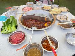 -老成都市井火锅阿泥頭火锅公司(海宁长安佳源中心广场店)
