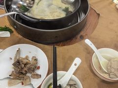 -濠轩阁特色生蚝火锅(水湾路店)