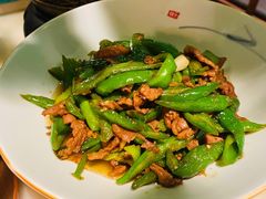 辣椒炒个肉-佬麻雀·剁椒鱼头(京基KK One店)