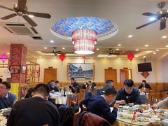 大堂-鹤乡东北菜(崮山路店)