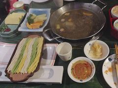-老灶堂文创火锅(文艺路店)
